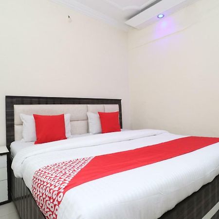 Oyo 37721 Hotel Kings Pathānkot Eksteriør bilde